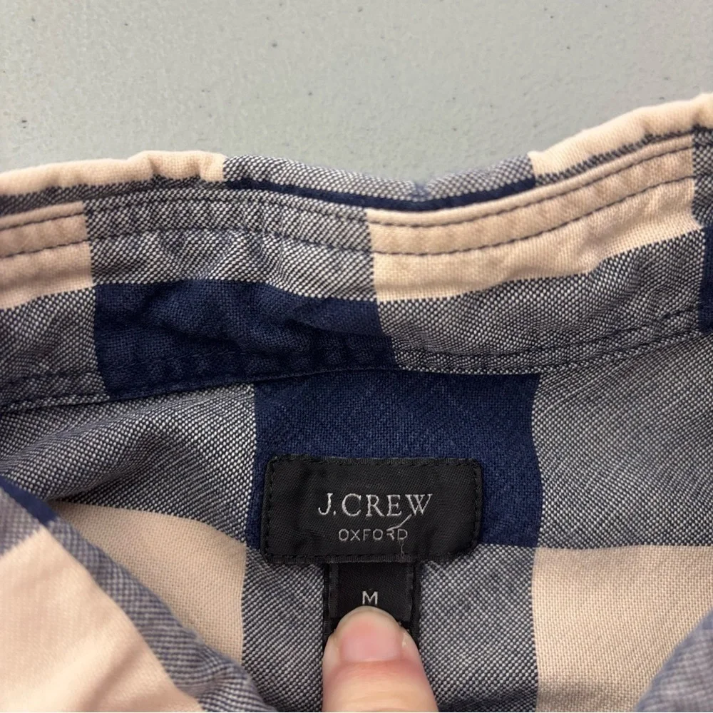 J. Crew Oxford Men's Navy and Beige Plaid Shirt Size Medium Button Front